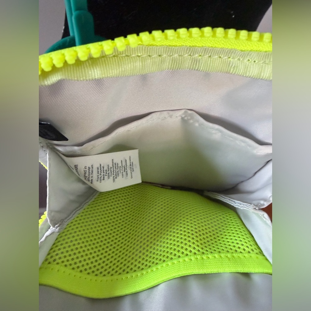 Lululemon Pink and Green‎  Crossbody Bag - Picture 6 of 7